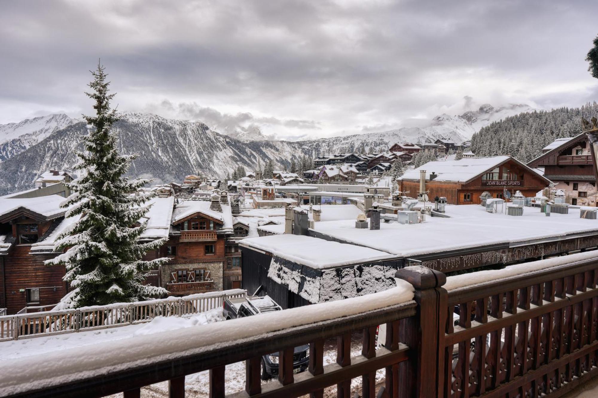 Le Saint Joseph Hotel Courchevel Eksteriør billede